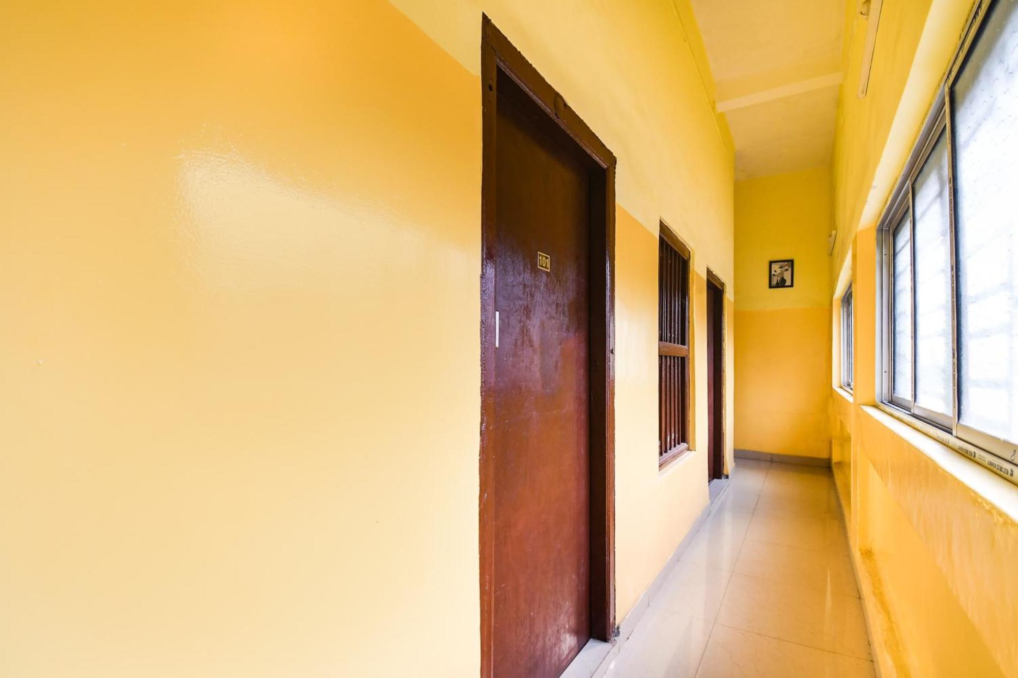 Oyo Heritage Inn Guest House Kolkata Exterior photo
